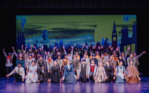 Mary Poppins cast photo