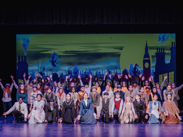 Mary Poppins cast photo